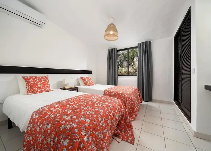 Casa Goa-quinta Do Paraiso, Carvoeiro (Lagoa)